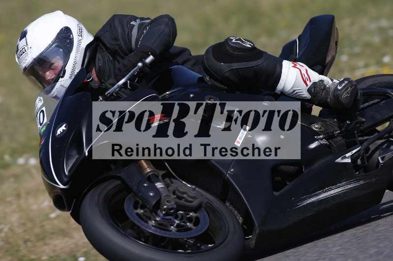 /Archiv-2023/28 05.06.2023 Moto Club Anneau du Rhin/vert-medium/10